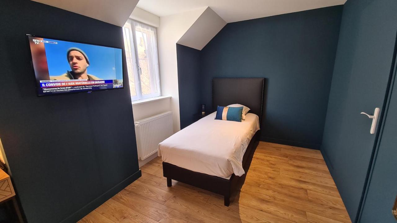 Le Beaugency Hotel Exterior photo