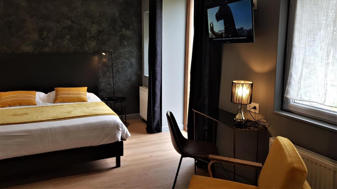 Le Beaugency Hotel Exterior photo